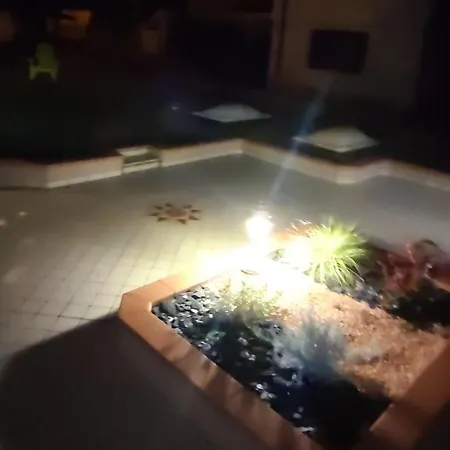 Camera בית הארחה