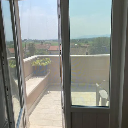 Camera בית הארחה *